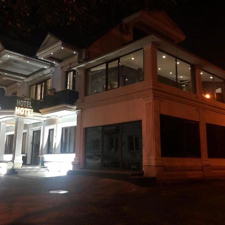 Grand Gmp Hotel Тбилиси Екстериор снимка
