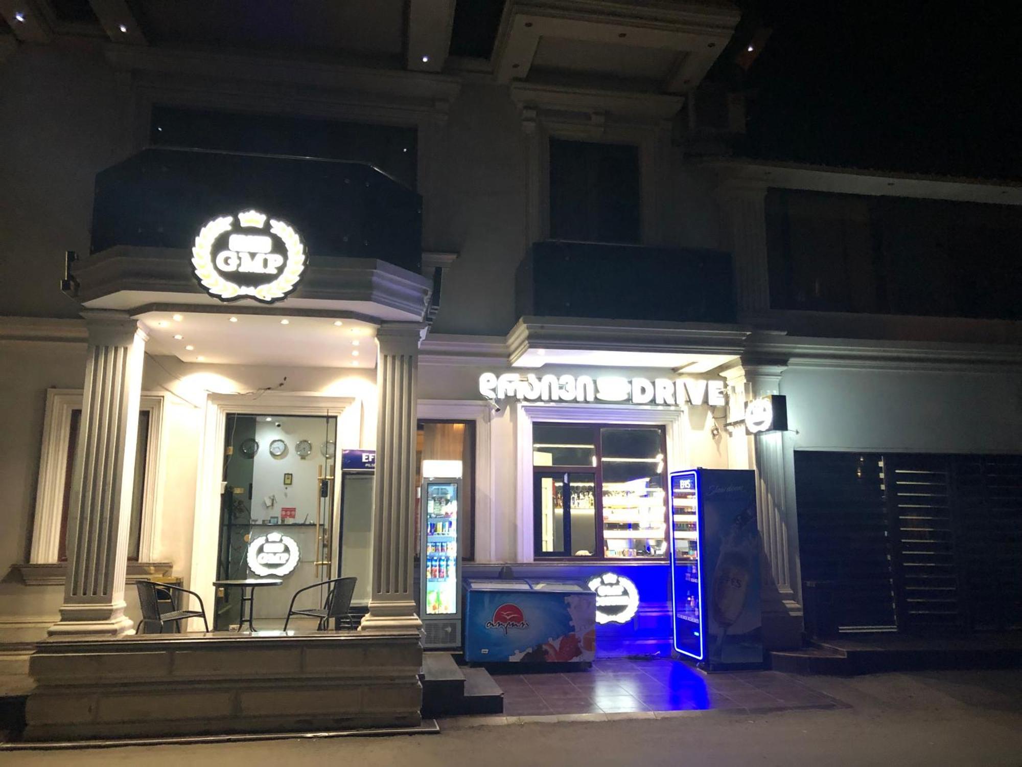 Grand Gmp Hotel Тбилиси Екстериор снимка