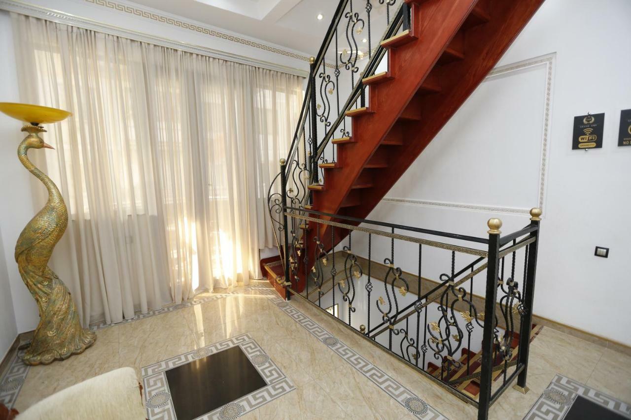 Grand Gmp Hotel Тбилиси Екстериор снимка